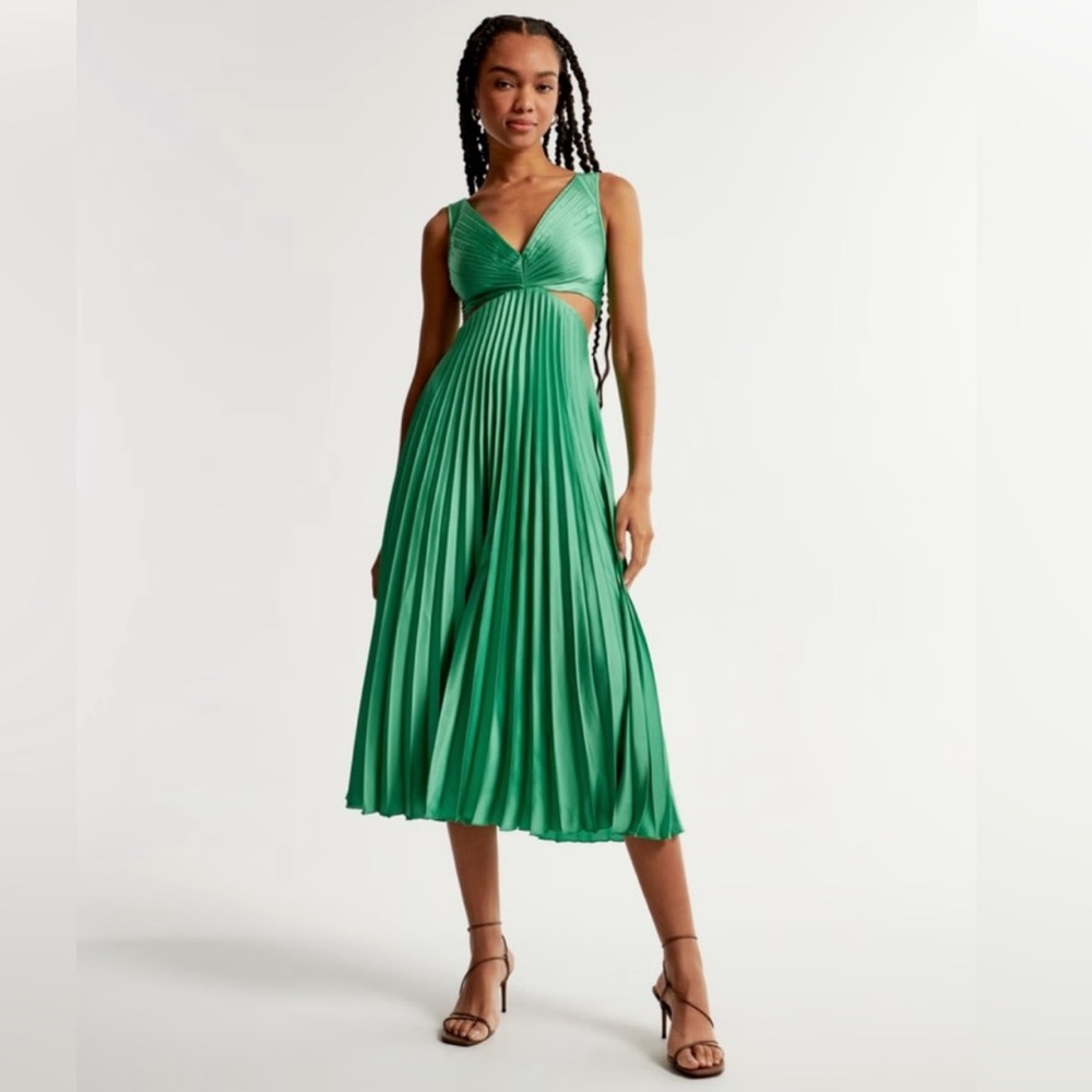 Abercrombie & Fitch Giselle Pleated Cutout Maxi Dress Green Satin
